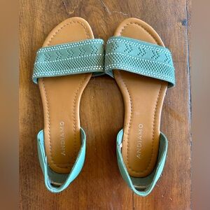 Andiamo sandals